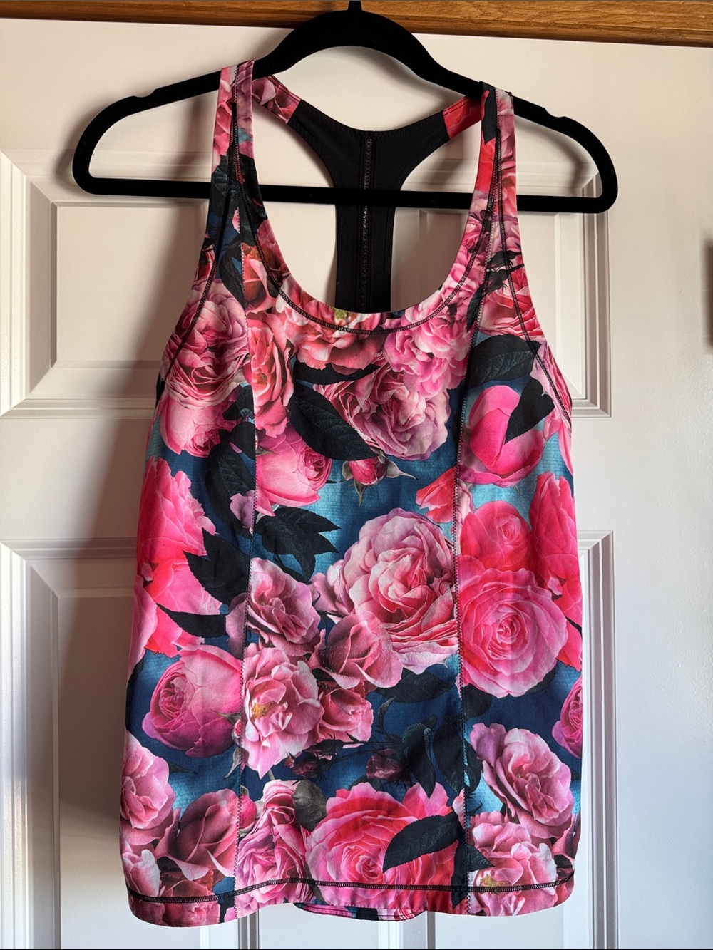 EUC lululemon Floral Racerback Tank Top in Pink Rose size 6